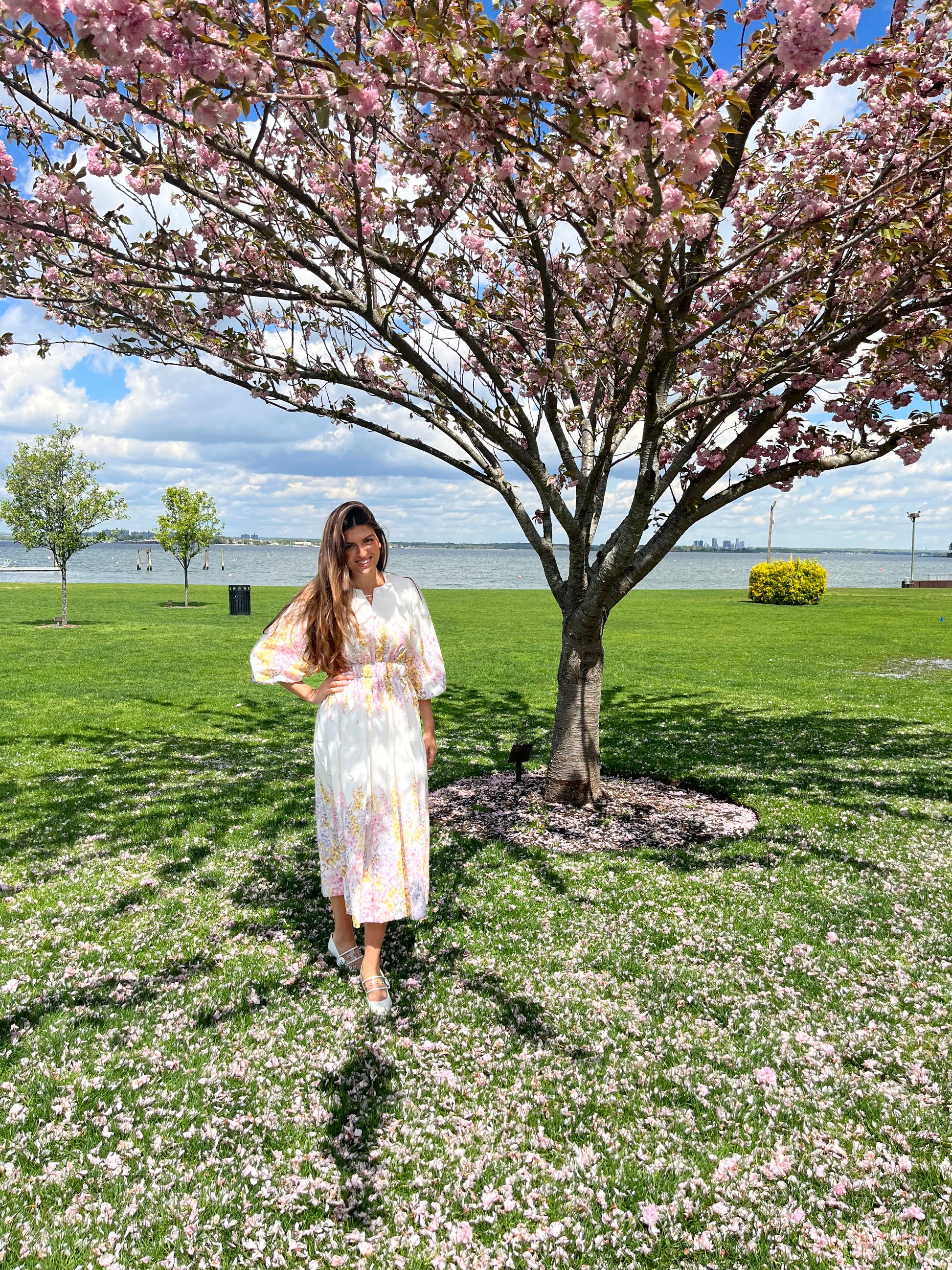 natalie floral smocked midi dress Pink Lily | Dresses | The Natalie Dress Floral Smocked Midi Dress Natalie Kennedy X Pink Lily